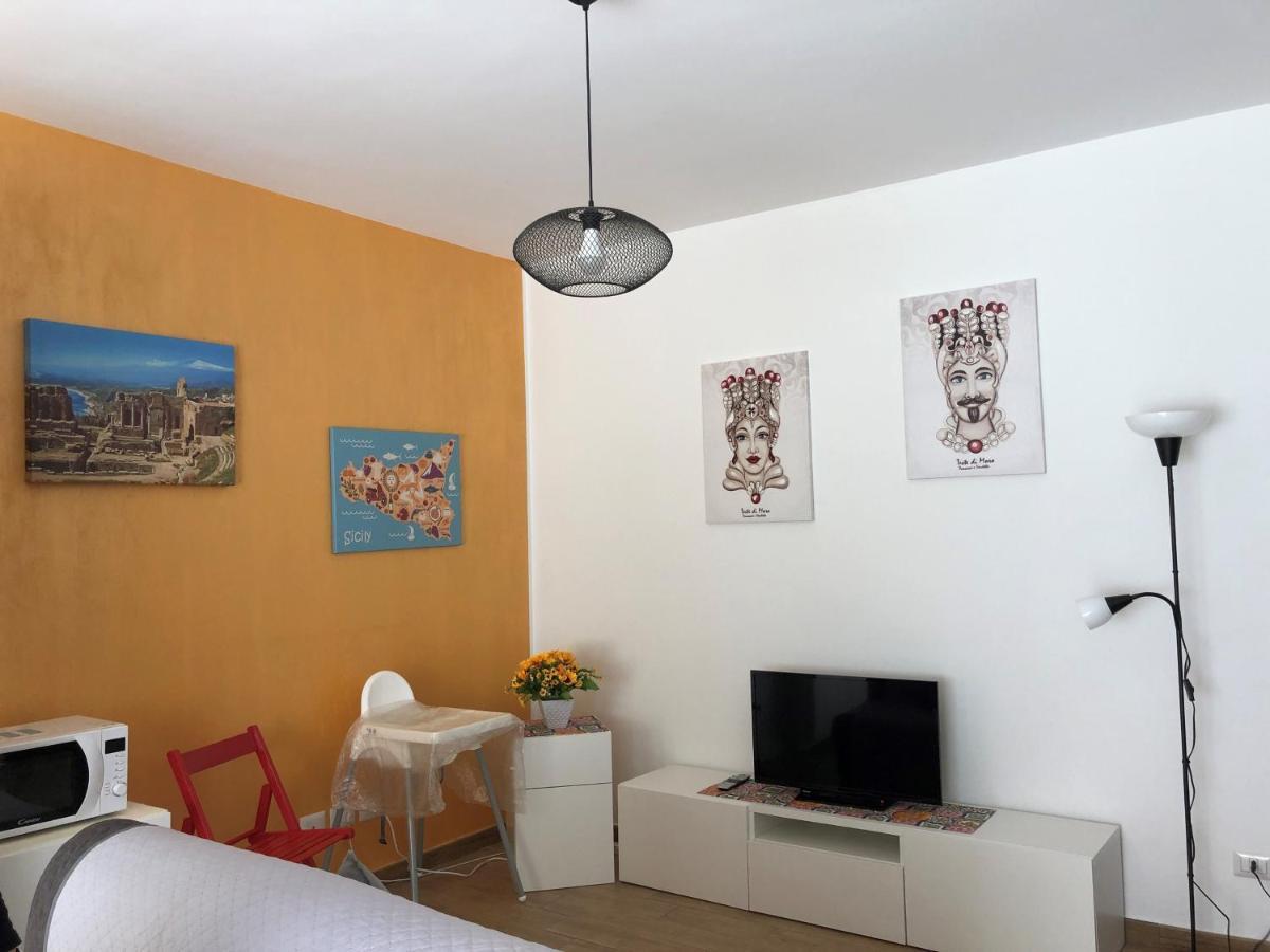 Ferienwohnung Casa Peppino Letojanni Exterior foto