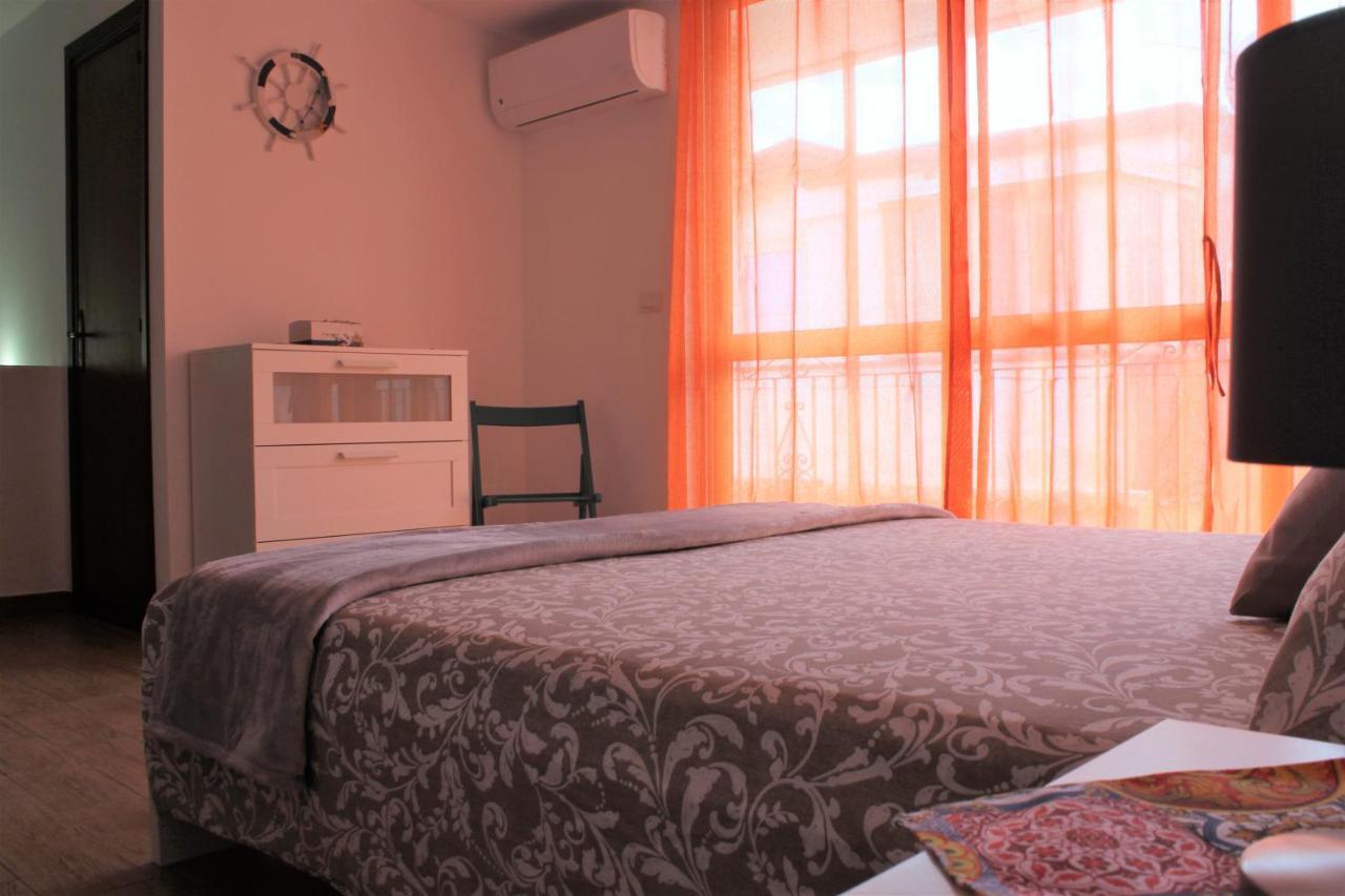 Ferienwohnung Casa Peppino Letojanni Exterior foto